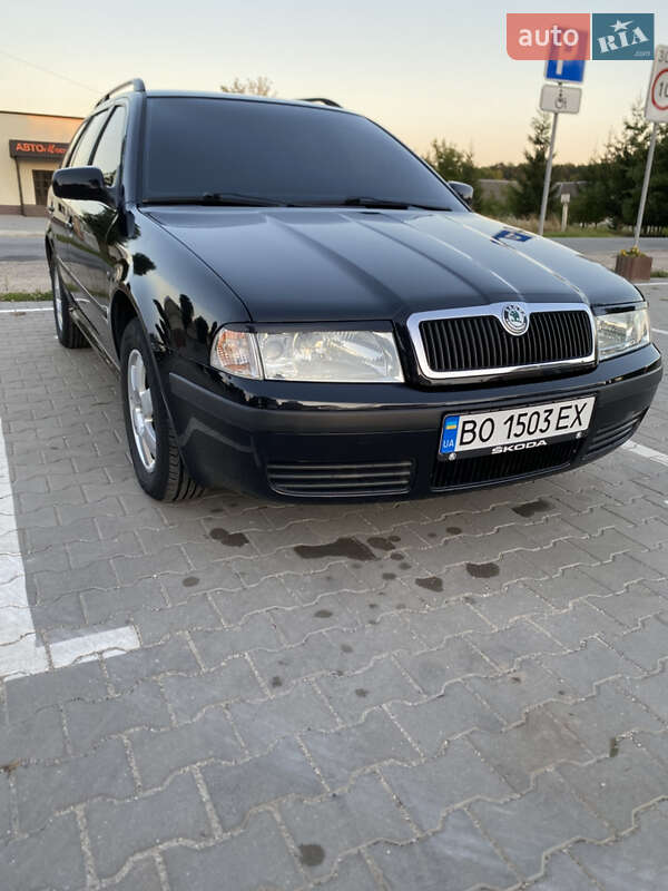 Универсал Skoda Octavia 2009 в Подволочиске