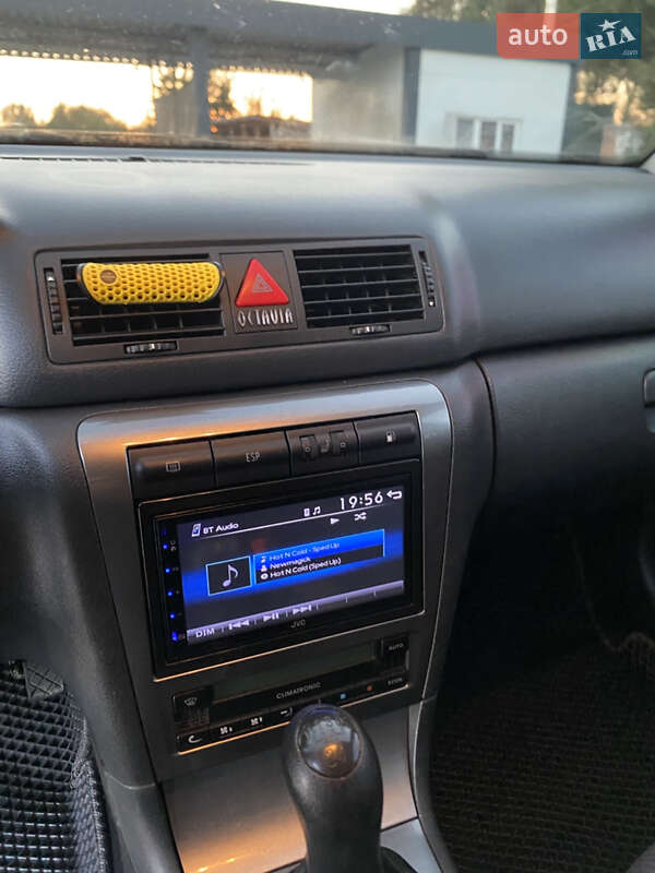 Универсал Skoda Octavia 2009 в Подволочиске