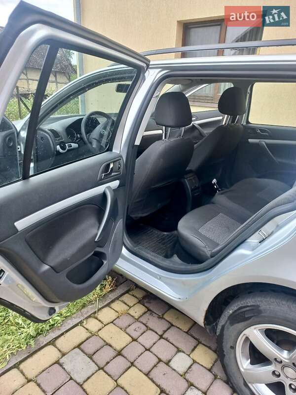 Универсал Skoda Octavia 2011 в Львове