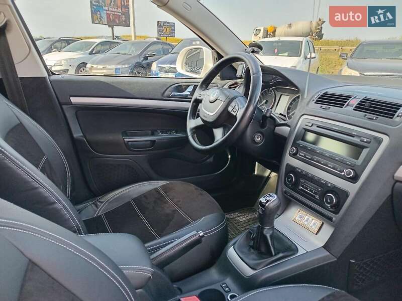 Лифтбек Skoda Octavia 2012 в Львове