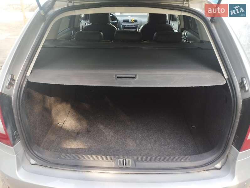 Універсал Skoda Octavia 2010 в Деражні