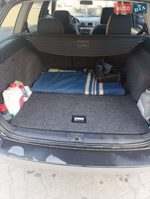 Универсал Skoda Octavia 2003 в Звягеле