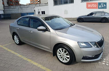 Ліфтбек Skoda Octavia 2018 в Києві