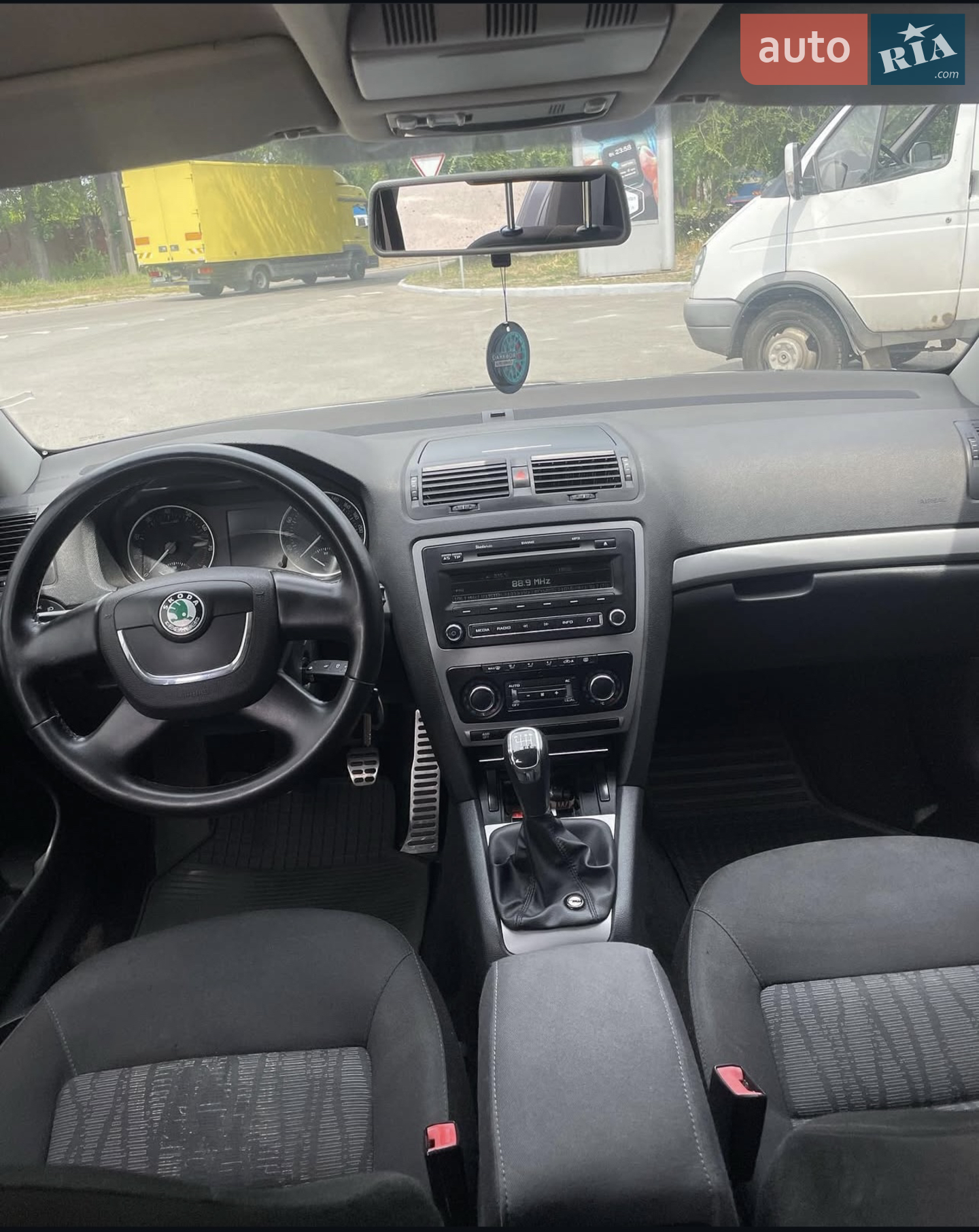 2010 Skoda Octavia - мініатюра 8