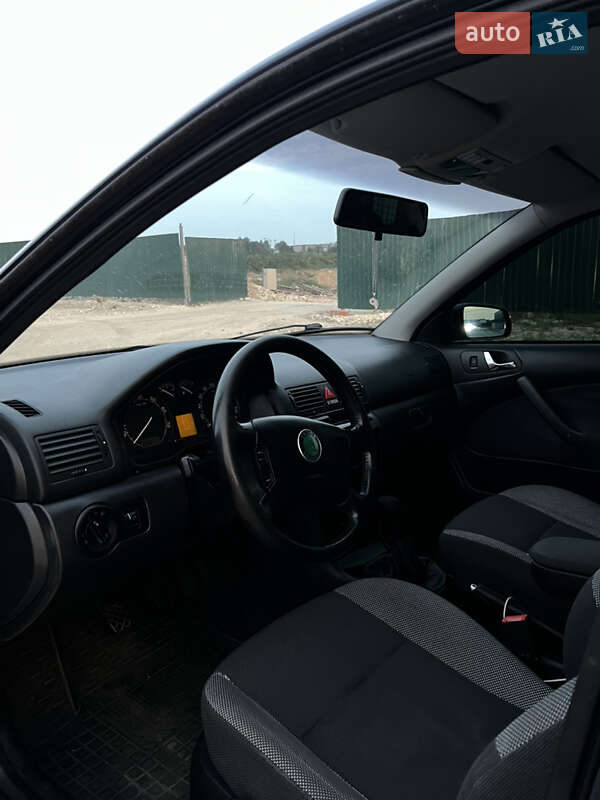 Универсал Skoda Octavia 2003 в Львове