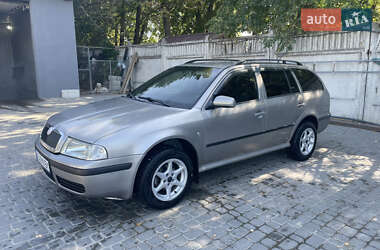 Универсал Skoda Octavia 2009 в Баре