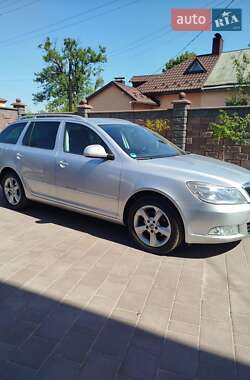 Универсал Skoda Octavia 2012 в 