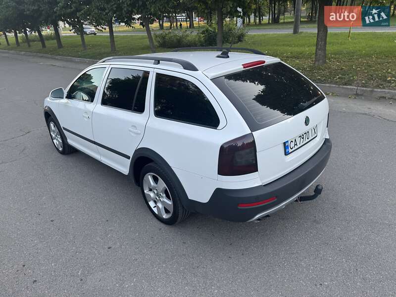 Универсал Skoda Octavia 2012 в Умани