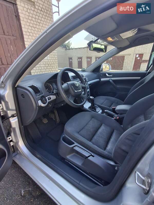 Універсал Skoda Octavia 2011 в Луцьку