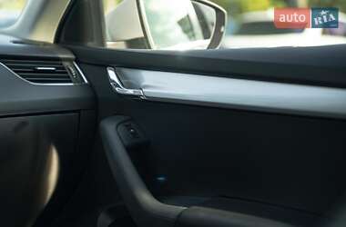 Лифтбек Skoda Octavia 2013 в 