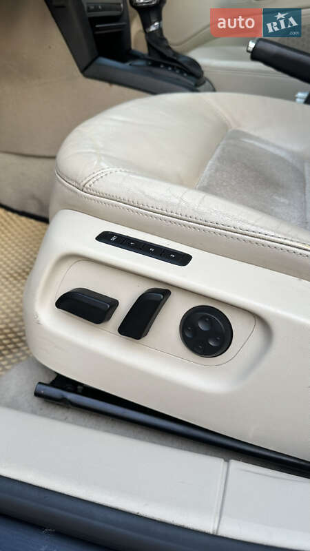 Універсал Skoda Octavia 2012 в Чернівцях