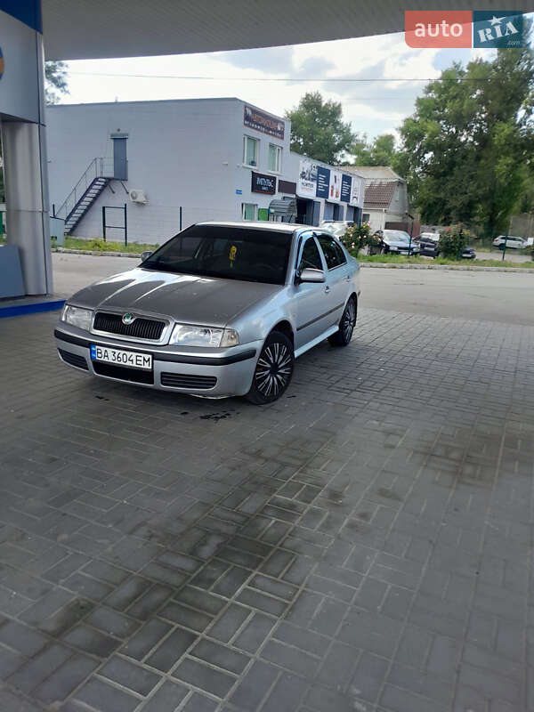 Лифтбек Skoda Octavia 2001 в Кременчуге