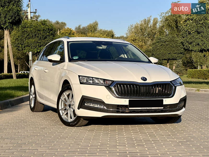 Универсал Skoda Octavia 2021 в Умани