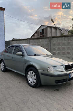 Ліфтбек Skoda Octavia 2003 в Хмельницькому