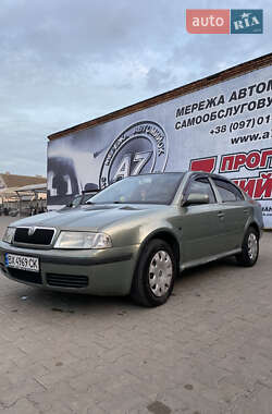 Лифтбек Skoda Octavia 2003 в 