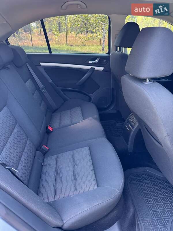 Лифтбек Skoda Octavia 2011 в Кременчуге