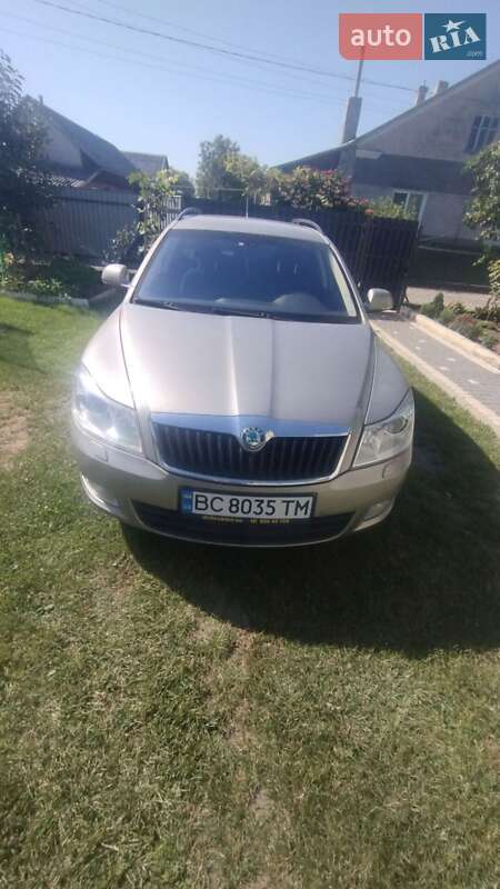 Універсал Skoda Octavia 2011 в Буську