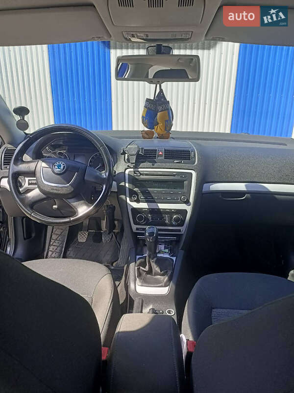 Лифтбек Skoda Octavia 2011 в Чемеровцах фото 9 Лифтбек Skoda Octavia 2011 в Чемеровцах