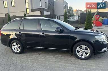 Универсал Skoda Octavia 2010 в 
