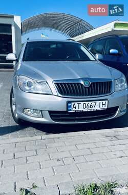 Універсал Skoda Octavia 2012 в 