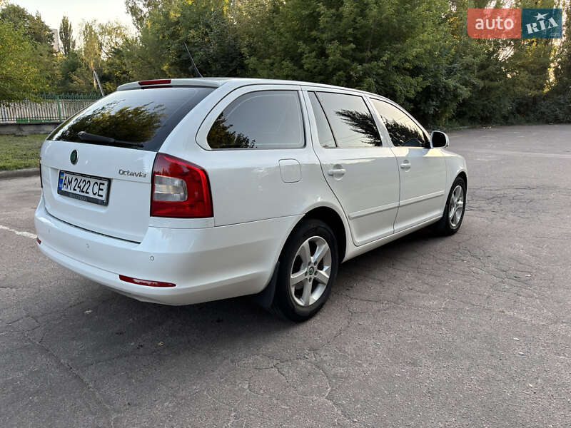 Универсал Skoda Octavia 2013 в Житомире фото 6 Универсал Skoda Octavia 2013 в Житомире
