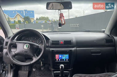 Лифтбек Skoda Octavia 2004 в 