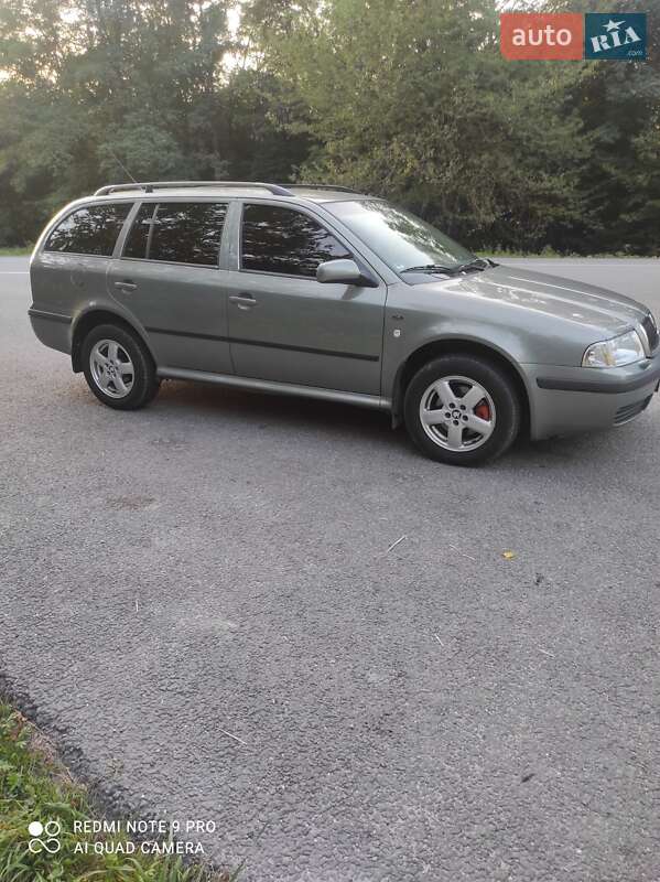 Універсал Skoda Octavia 2002 в Монастириській