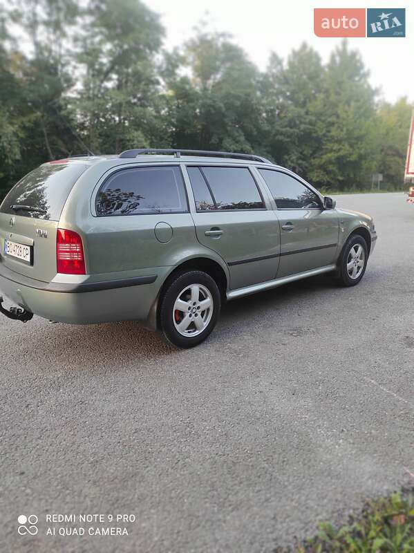 Універсал Skoda Octavia 2002 в Монастириській