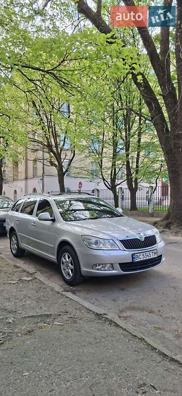 Універсал Skoda Octavia 2009 в Львові фото 38 Універсал Skoda Octavia 2009 в Львові