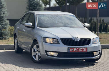 Лифтбек Skoda Octavia 2016 в 