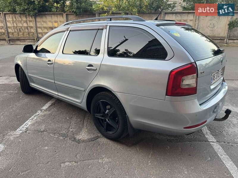 Универсал Skoda Octavia 2009 в Житомире