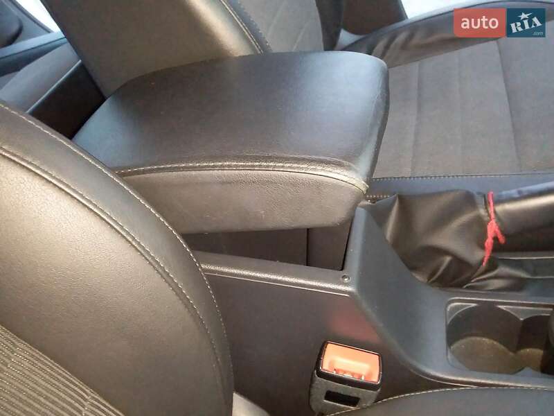 Универсал Skoda Octavia 2014 в Черновцах