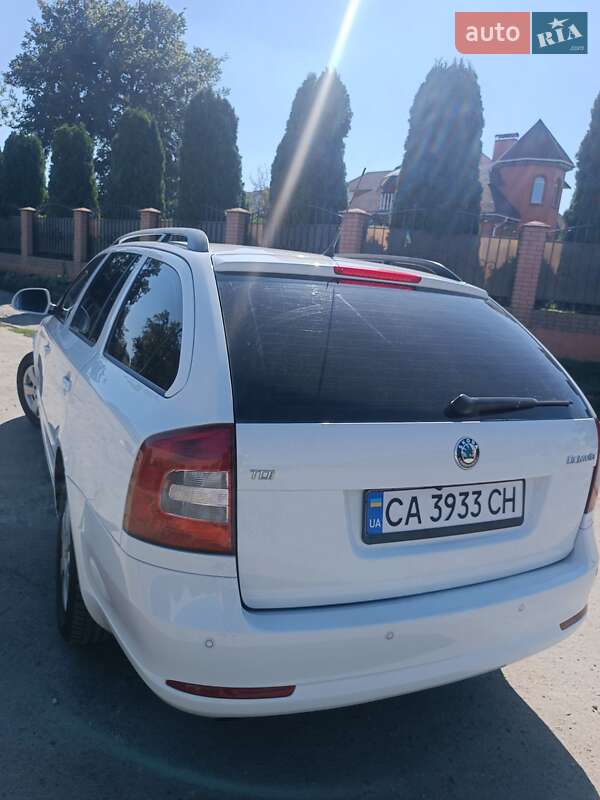 Універсал Skoda Octavia 2012 в Смілі