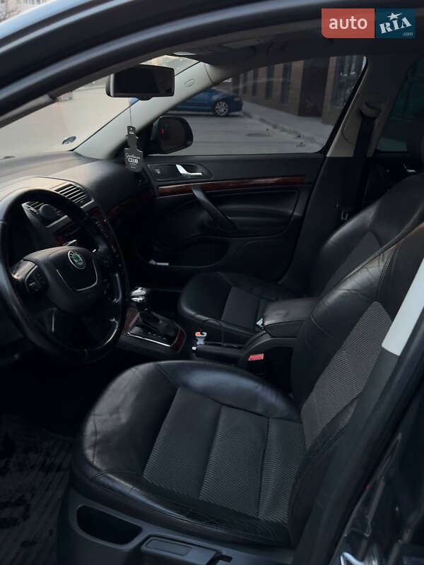 Универсал Skoda Octavia 2010 в Львове