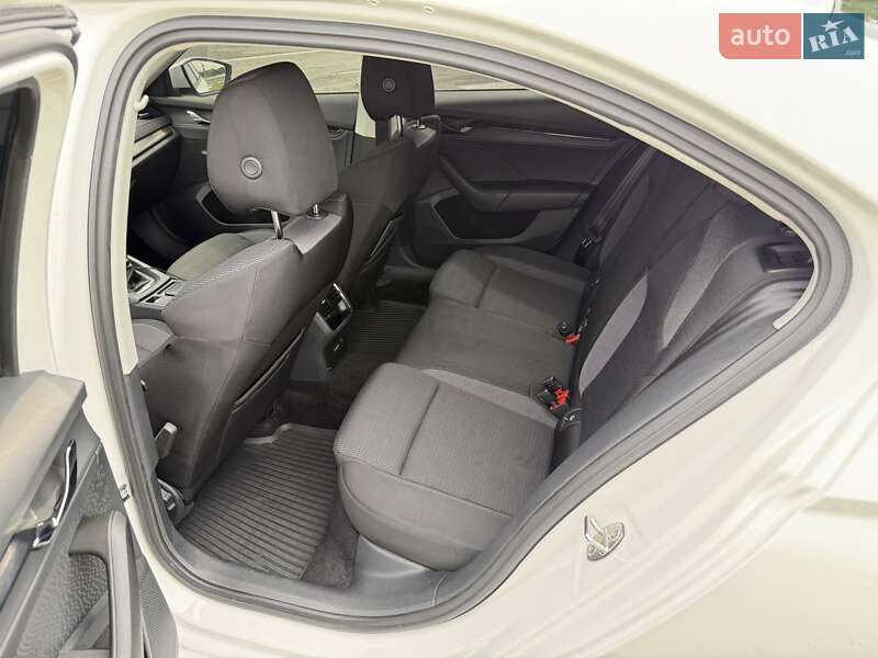 Лифтбек Skoda Octavia 2020 в Песчанке фото 14 Лифтбек Skoda Octavia 2020 в Песчанке