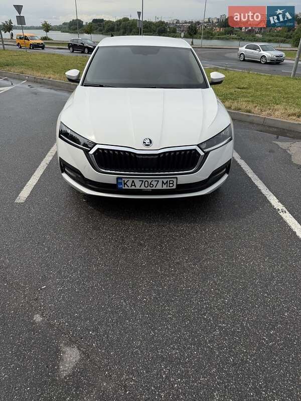 Лифтбек Skoda Octavia 2020 в Песчанке фото 18 Лифтбек Skoda Octavia 2020 в Песчанке