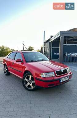 Лифтбек Skoda Octavia 1996 в Шумске