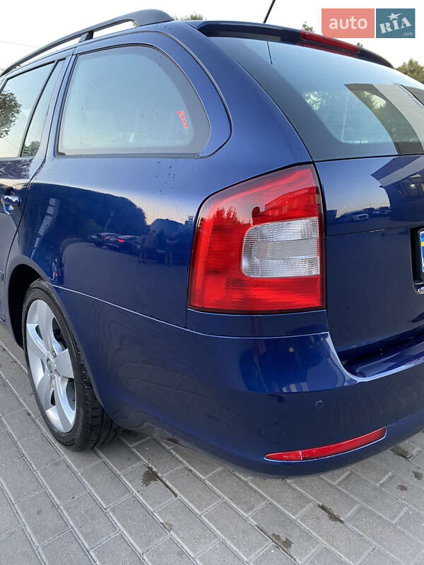 Универсал Skoda Octavia 2010 в Ровно