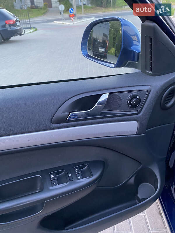 Универсал Skoda Octavia 2010 в Ровно