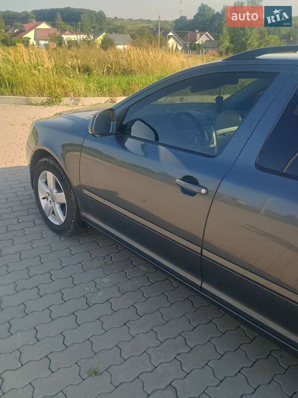 Універсал Skoda Octavia 2010 в Городку