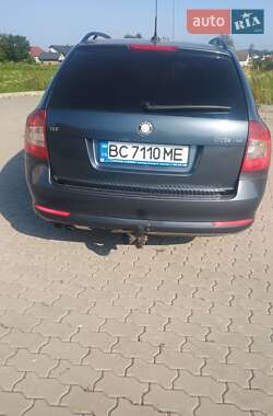 Универсал Skoda Octavia 2010 в Городке