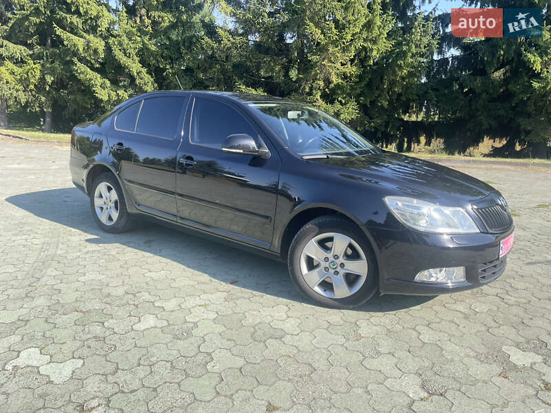 Лифтбек Skoda Octavia 2012 в Дубно