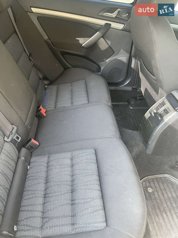 Лифтбек Skoda Octavia 2012 в Дубно