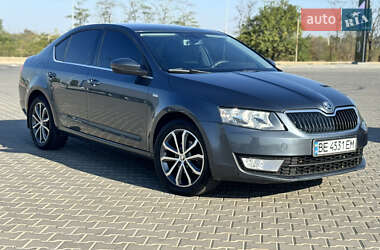 Лифтбек Skoda Octavia 2015 в Николаеве
