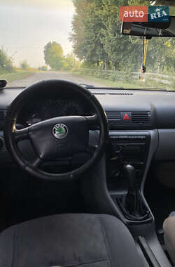 Лифтбек Skoda Octavia 1999 в 