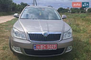 Універсал Skoda Octavia 2011 в Сумах