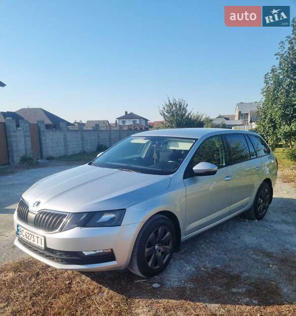 Универсал Skoda Octavia 2018 в Буске фото 5 Универсал Skoda Octavia 2018 в Буске