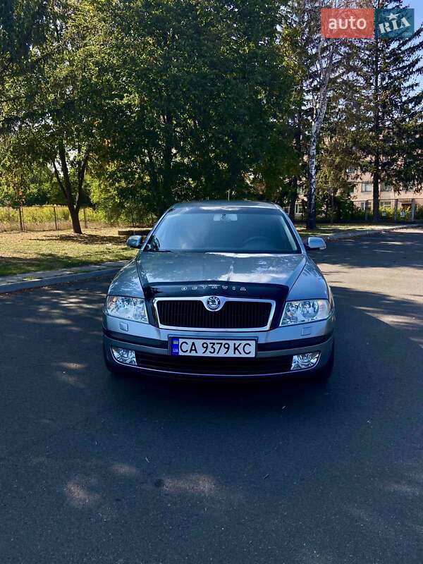 Лифтбек Skoda Octavia 2005 в Черкассах