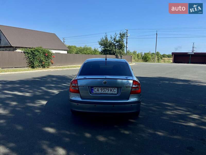 Лифтбек Skoda Octavia 2005 в Черкассах