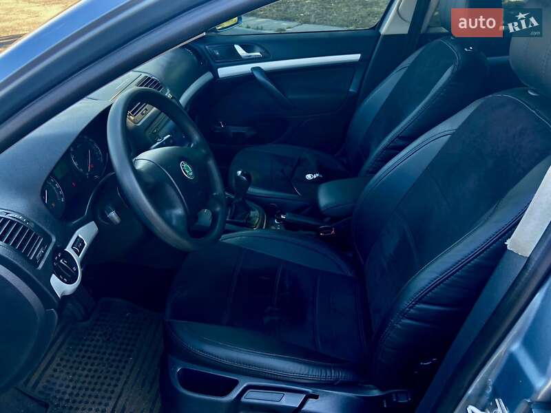 Лифтбек Skoda Octavia 2005 в Черкассах